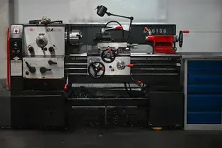 Полуавтоматический ленточнопильный станок IRONMAC CUT-500 CSA